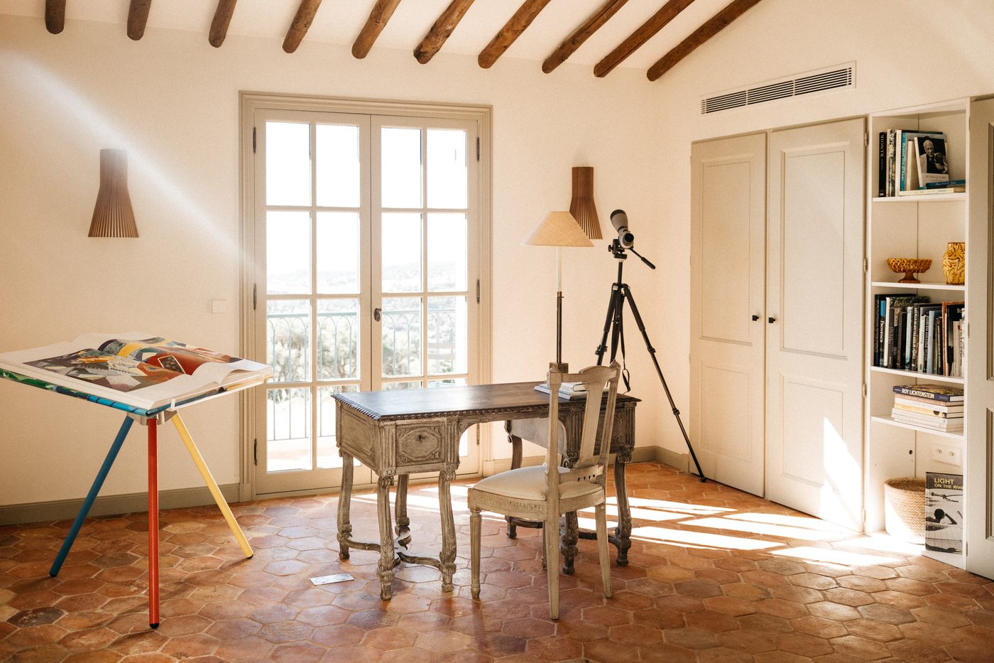 Bureau — Mougins
